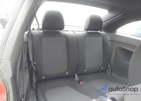 2016 Volkswagen Beetle 1.8T S из США, поврежденный, VIN 3VWF07AT3GM626660